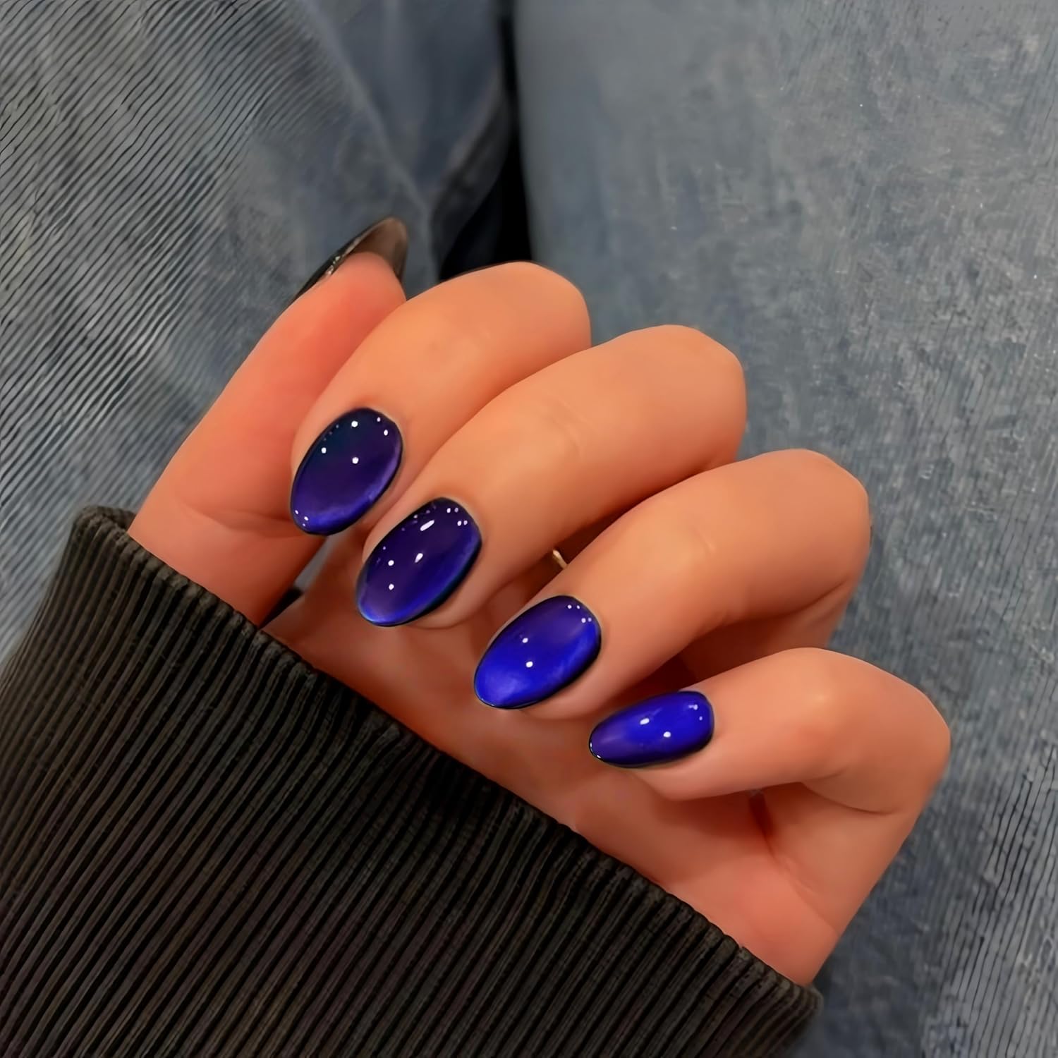 KQueenest Cat Eye Press on Nails Short Oval, Dark Violet Blue Fake Nails Extra Short Almond, Glitter Chrome Black Glue on Nails, Reusable Sparkly Stick on Nails for Women Finger Decoration, 24 Pcs
