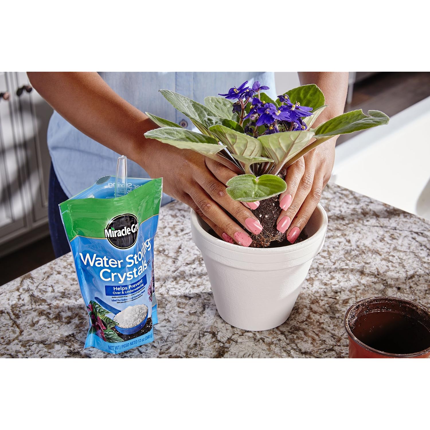 Miracle-Gro Water Storing Crystals, 12 Oz. | Soil Moisture Retention Crystals For Indoor And Outdoor Plants