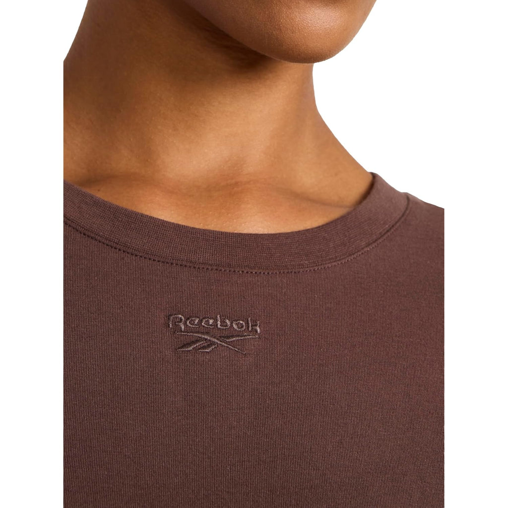 Reebok Women'S Embroidery Hit Graphic Crewneck T-Shirt, Standard Fit, Lightweight Stretch Cotton Fabric