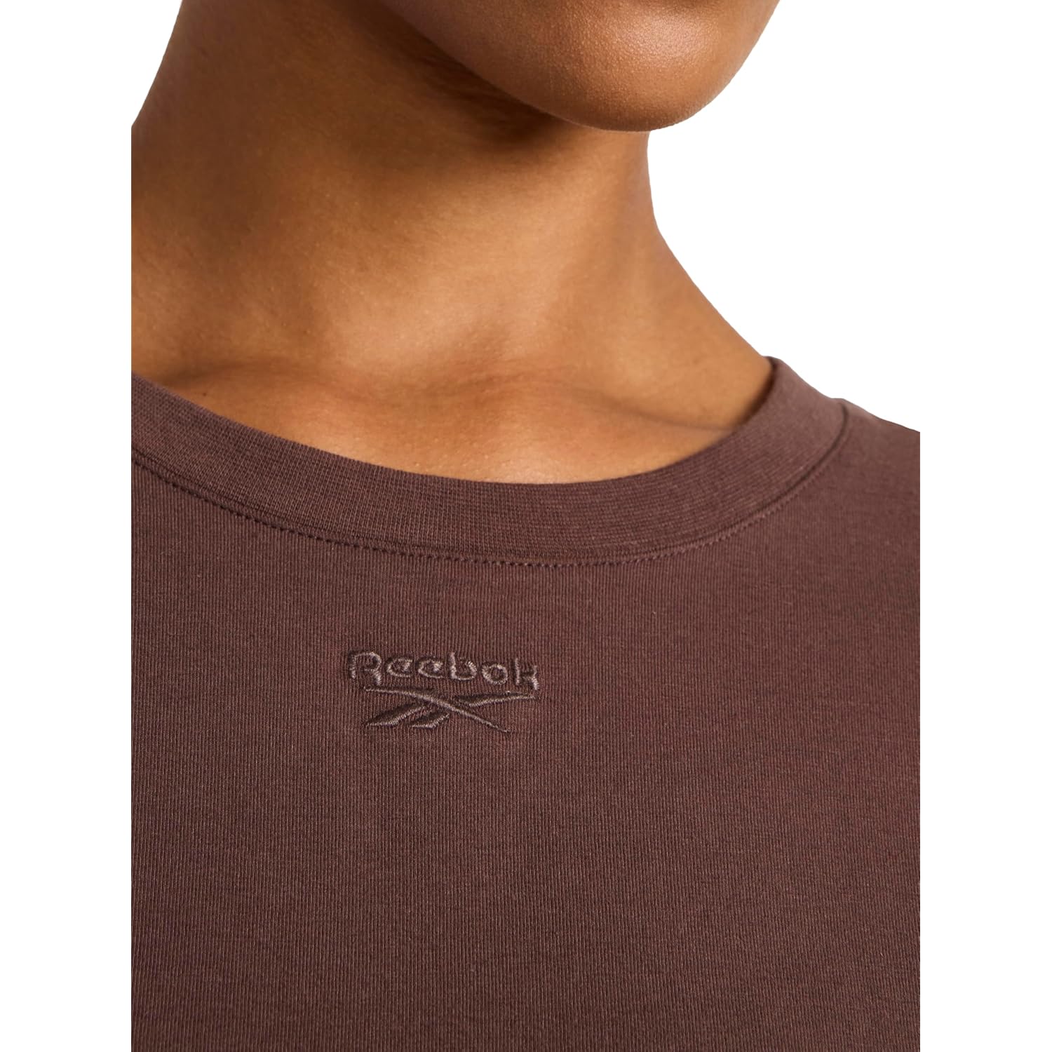 Reebok Women'S Embroidery Hit Graphic Crewneck T-Shirt, Standard Fit, Lightweight Stretch Cotton Fabric