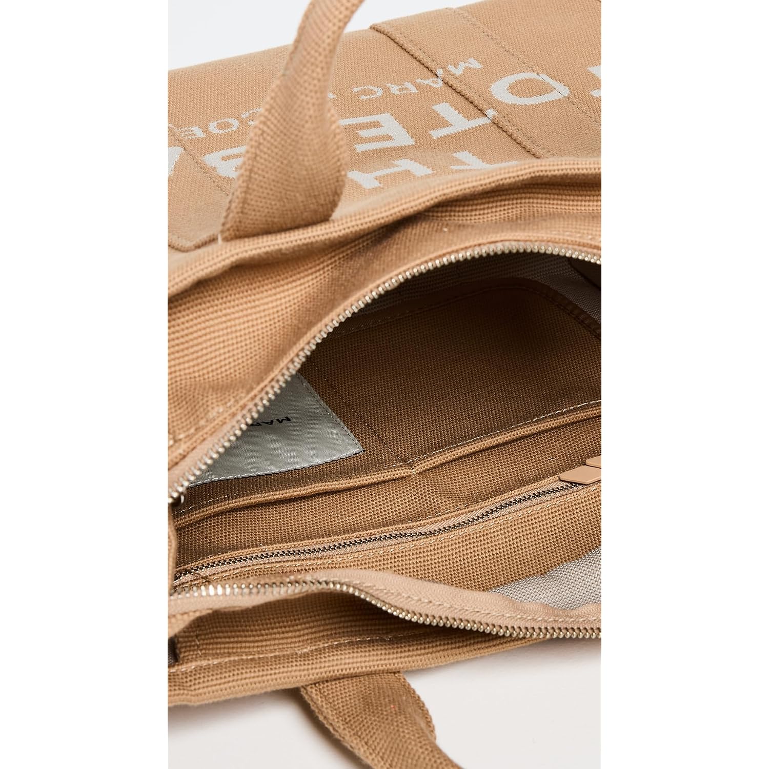 Marc Jacobs Women'S The Medium Traveler Tote