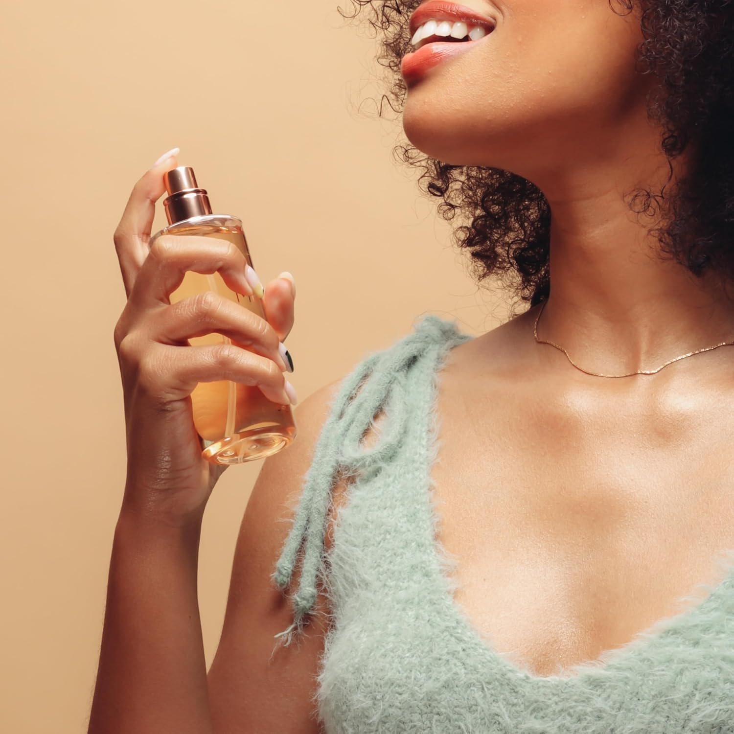 MIX:BAR Vanilla Bourbon Hair + Body Mist Spray for Women + Girls - Vanilla Bean, Sandalwood, Jasmine + Bergamot, Amber Fragrance Notes - Vanilla Bedroom + Hair + Body Oil Spray - Vegan - 5oz