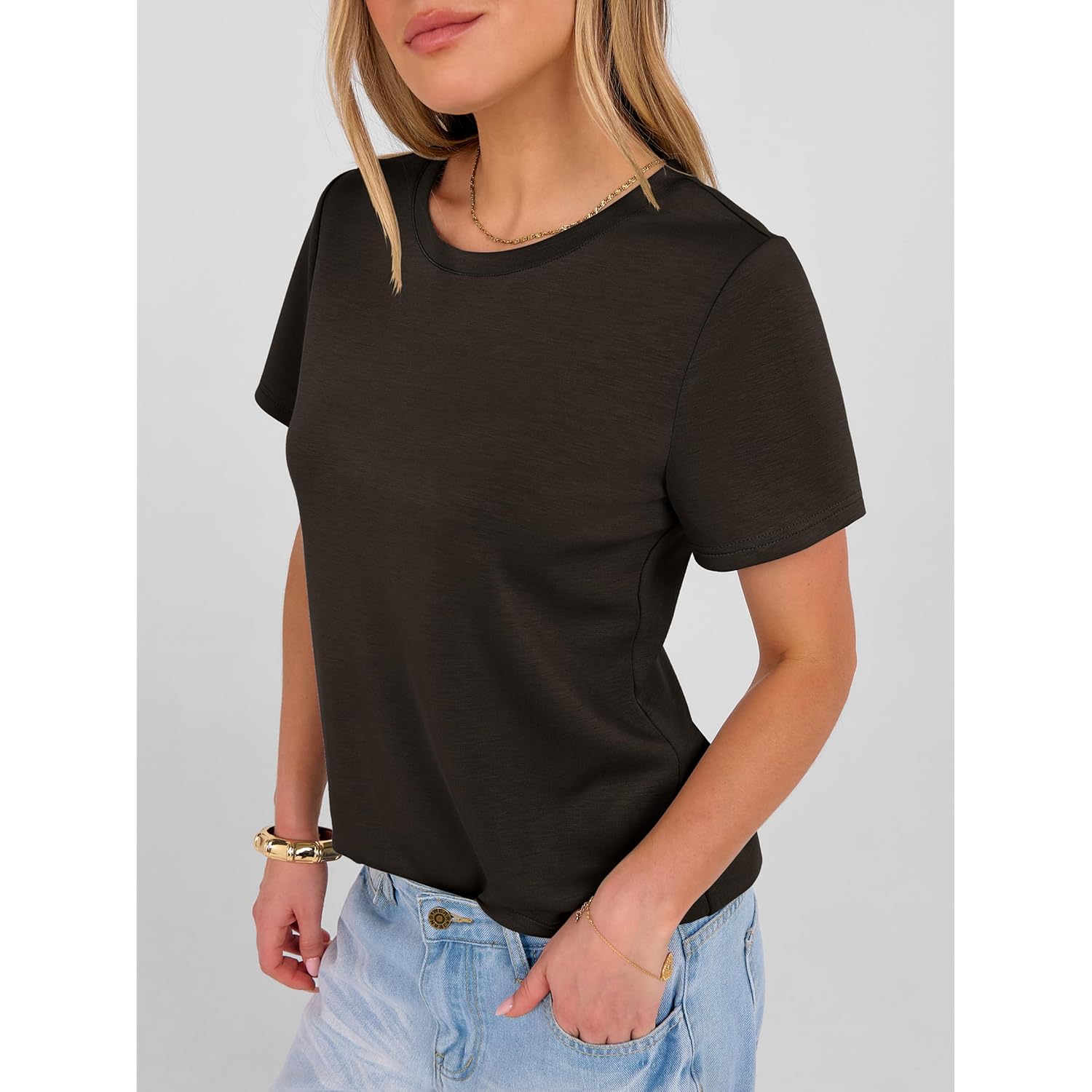 Women Short Sleeve Tops Summer Basic Tee Wrinkle-Free Trendy Cute T Shirts 2026 Spring Business Casual Outfits