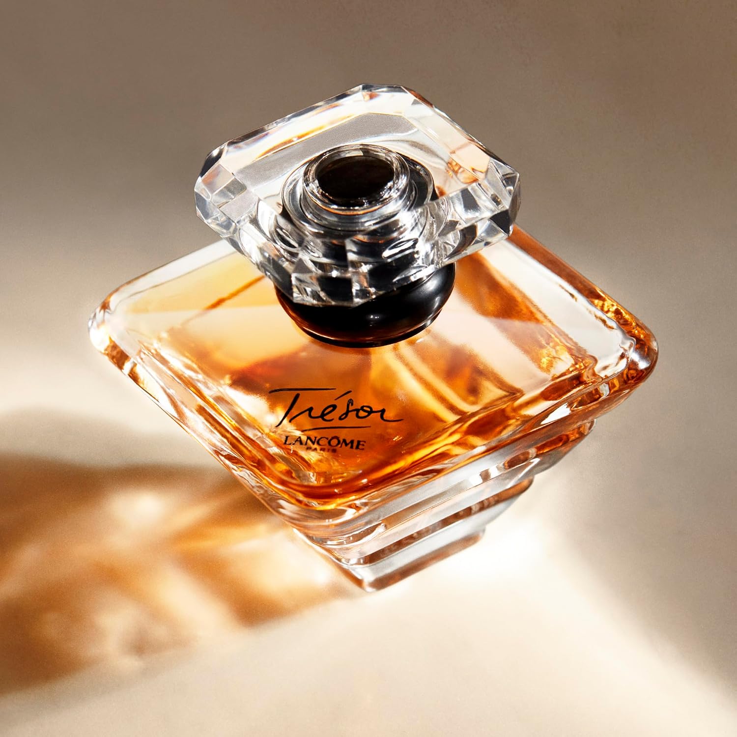 Lancôme Trésor Eau De Parfum - Long Lasting Fragrance With Notes Of Rose, Lilac, Peach & Apricot Blossom - Elegant & Romantic Women'S Perfume