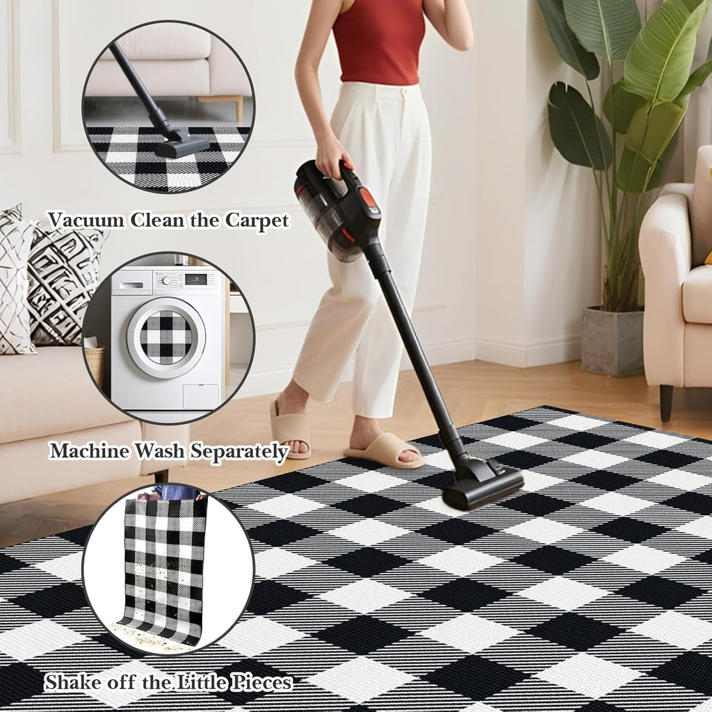 Area Rug, 2’4’’ x 3’7’’ Black and White Checkered Rug Plaid Outdoor Rugs, Soft Machine Washable Cotton Woven Welcome Mat Area Rugs for Home Decor, Bedroom, Doormat, Balcony, Porch, Patio