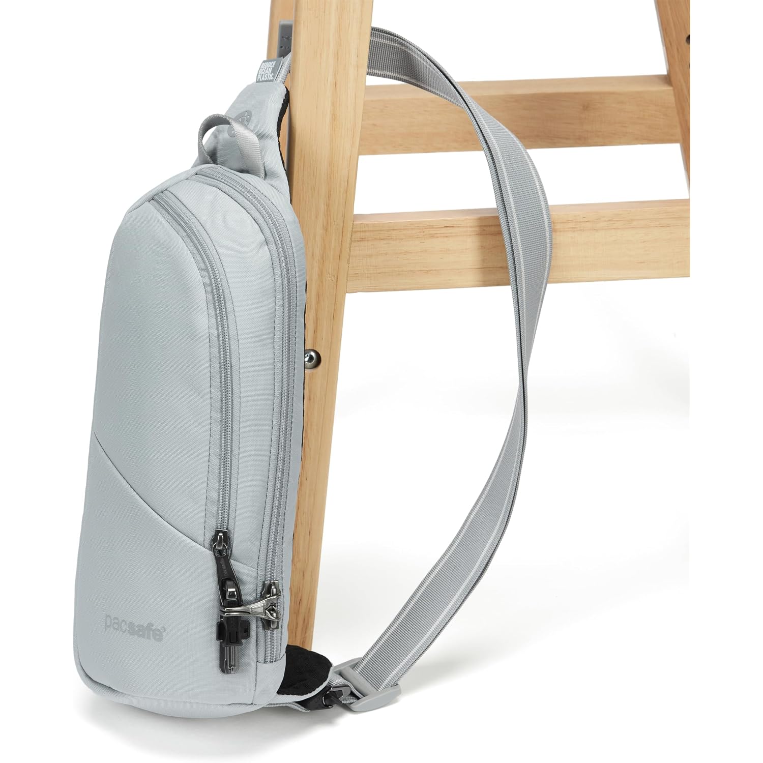 Pacsafe V Action Sling 2.5 Liter Anti Theft Sling Pack