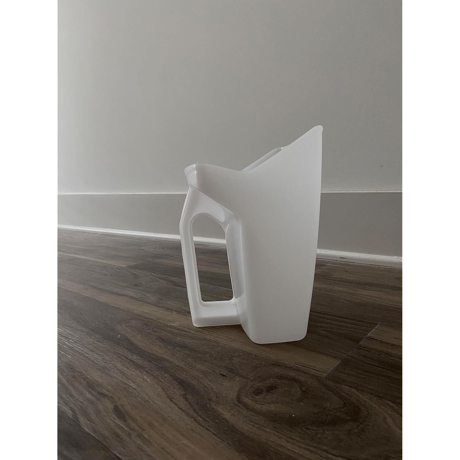 Rubbermaid Commercial Products Food Service Utility Scoop, 64-Ounce, White, For Ice/Bar And Ingredient Use In Restaurant/Kitchen