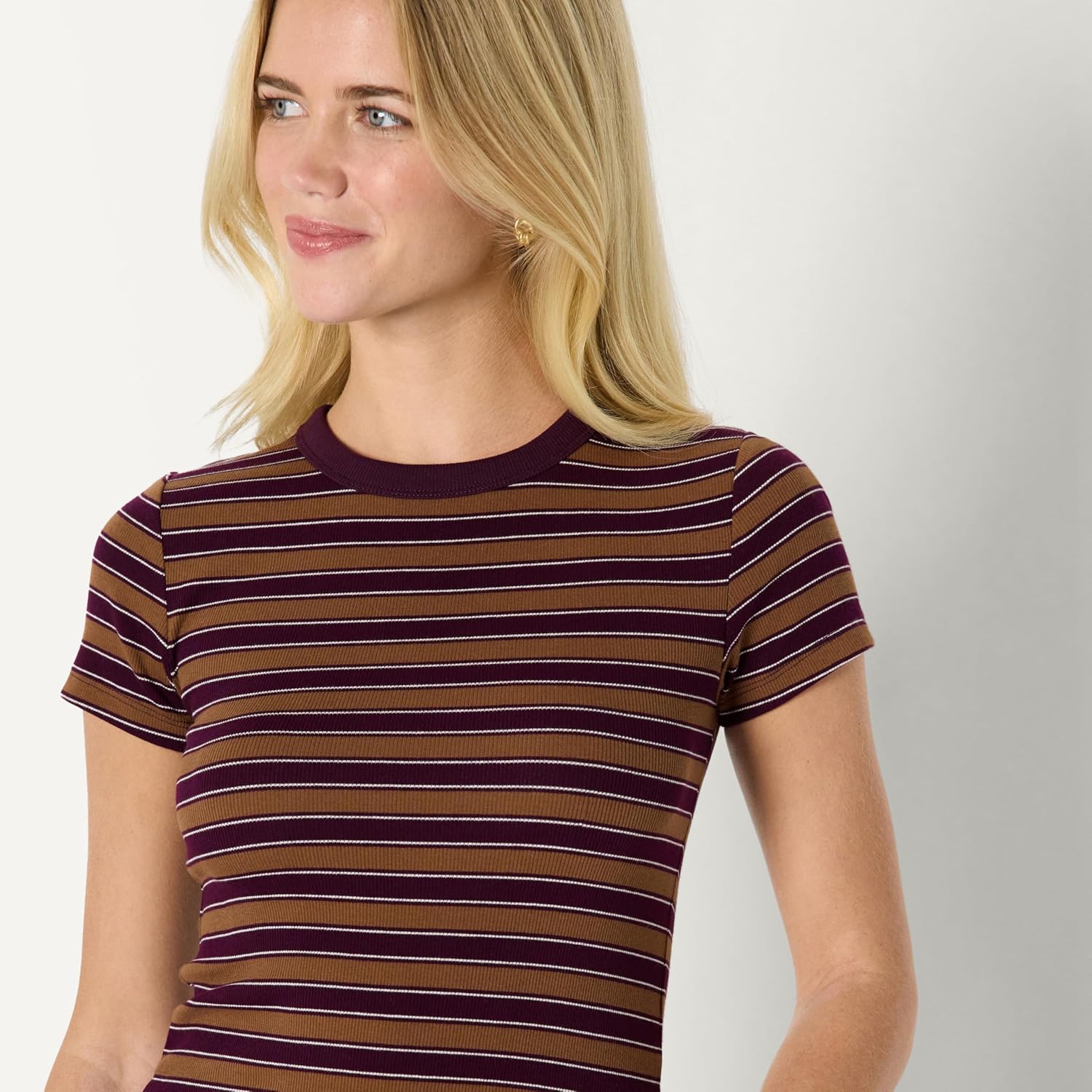 Amazon Essentials Women'S Slim-Fit Stretch Rib Short Cap Sleeve Crew Neckline Tee