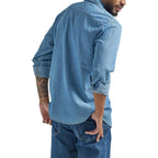 Wrangler Men'S Iconic Regular Fit Snap Shirt