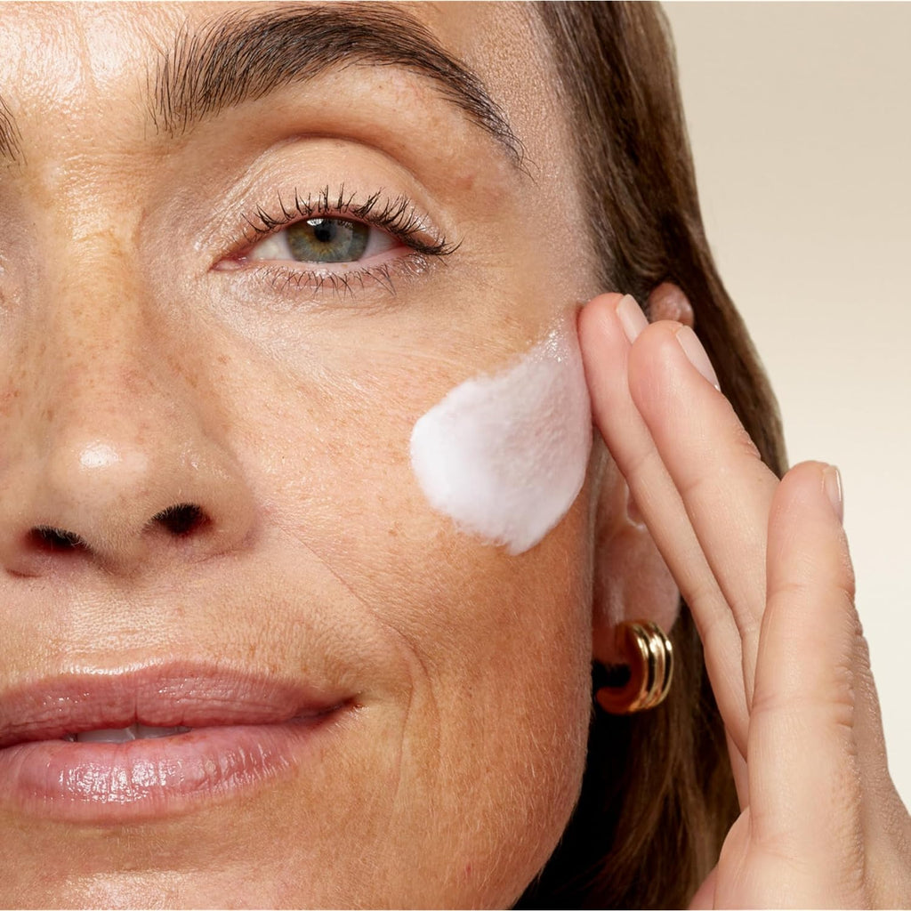 No7 Future Renew Damage Reversal Peptide Gentle Face Cleanser - Anti-Aging Face Wash To Help Visibly Remove Impurities For Smoother, Nourished Skin - Fragrance-Free Formula (5 Fl Oz)