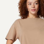 Amazon Essentials Women's Oversized-Fit Short Sleeve Crewneck Shirt