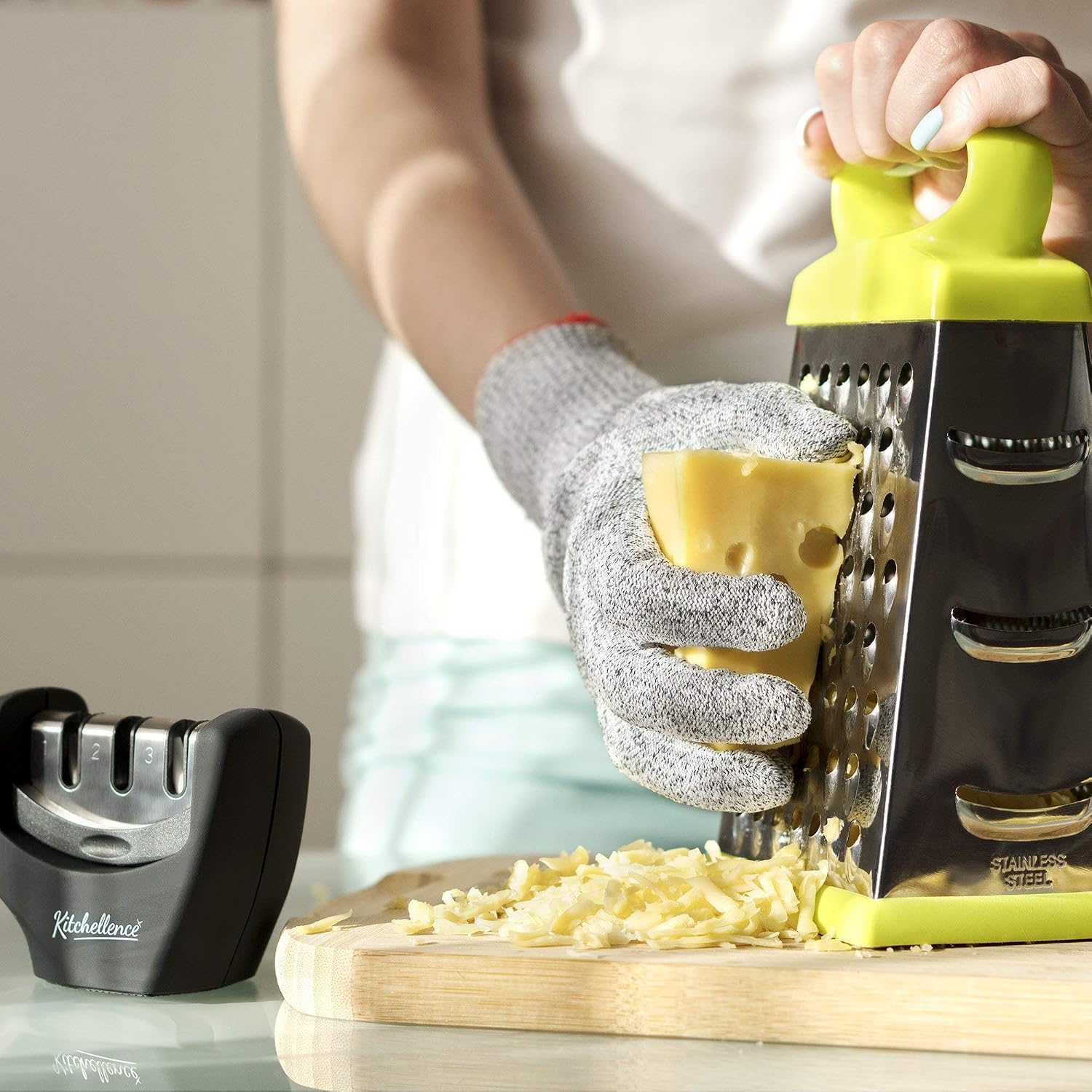 4-In-1 Kitchen Knife Accessories: 3-Stage Knife Sharpener Helps Repair, Restore, Polish Blades And Cut-Resistant Glove (Black)