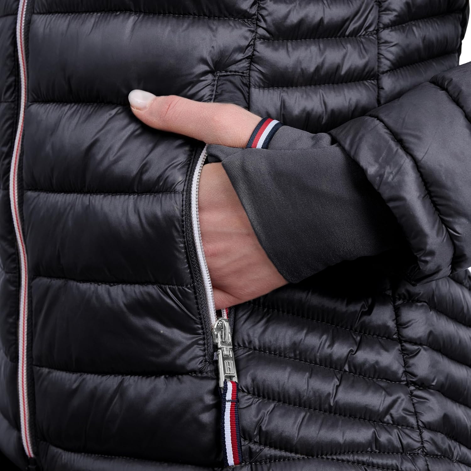 Tommy Hilfiger Women'S Puffer Jacket, Lightweight Packable Jacket With Hood & Bag