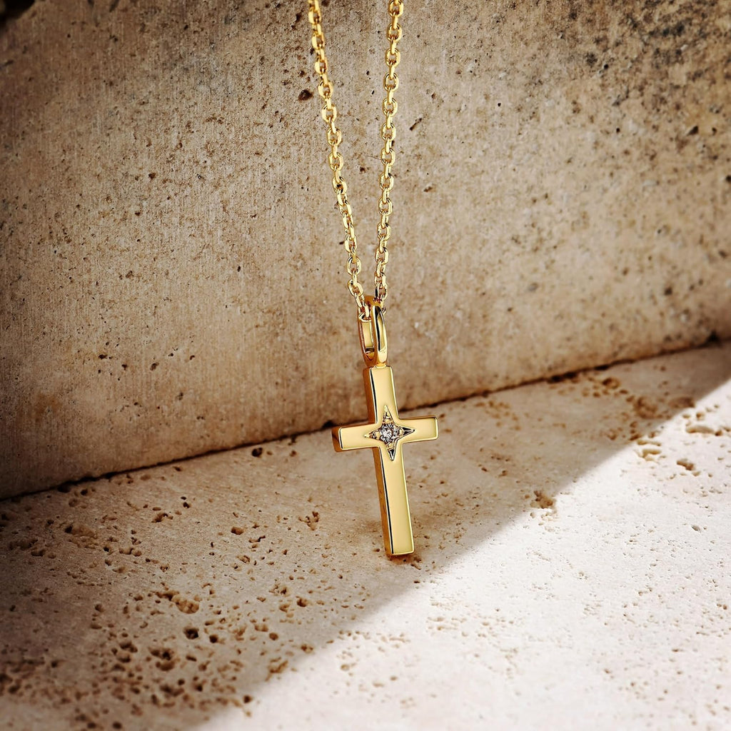 14K Gold Cross Necklace for Women, Dainty Cross Pendant with moissanite,Luxurious Christian Religious Fine Jewelry, Lightweight Dainty 14K Gold Chain Necklace for Women，Versatile for All Occasions