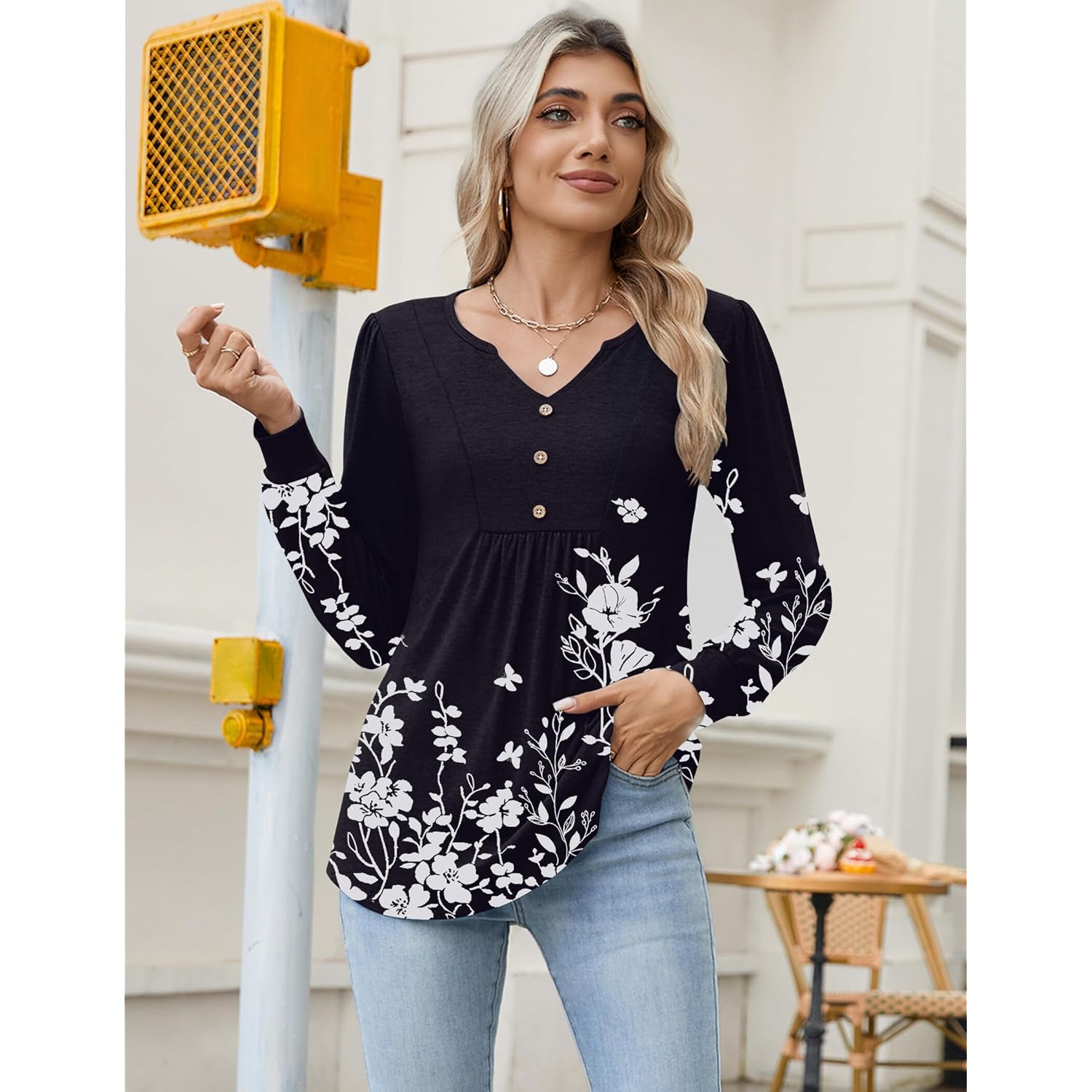 Long Sleeve Shirts for Women 2025 Casual Pleated V Neck Fall Tunic Tops Button Down Blouse Dressy Loose T-Shirts
