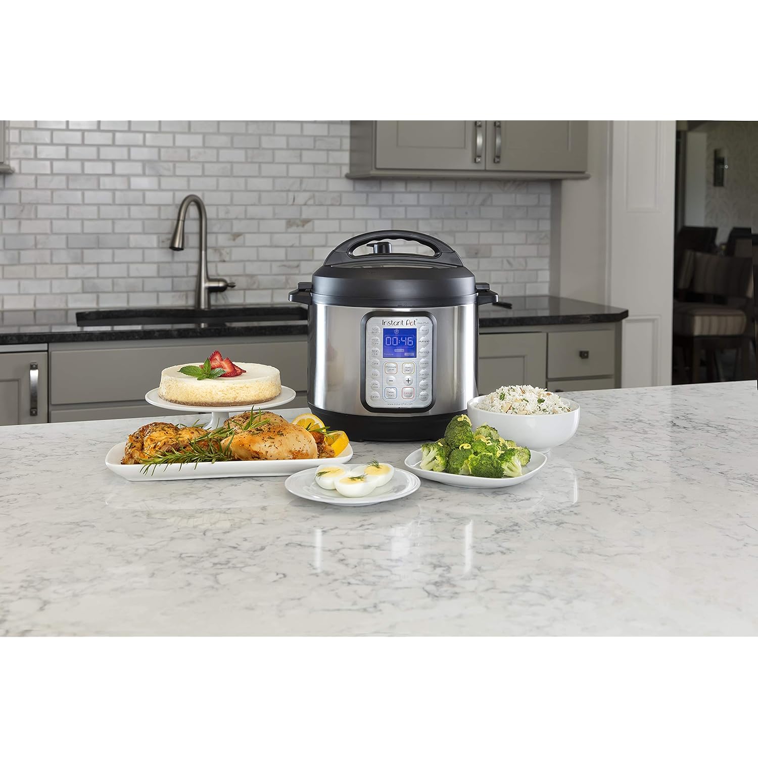 Instant Pot Duo Plus 9-in-1 Multicooker, Pressure Cooker, Slow Cook, Rice Maker, Steamer, Sauté, Yogurt, Warmer & Sterilizer, Includes App with Over 800 Recipes, Stainless Steel, 6 Quarts