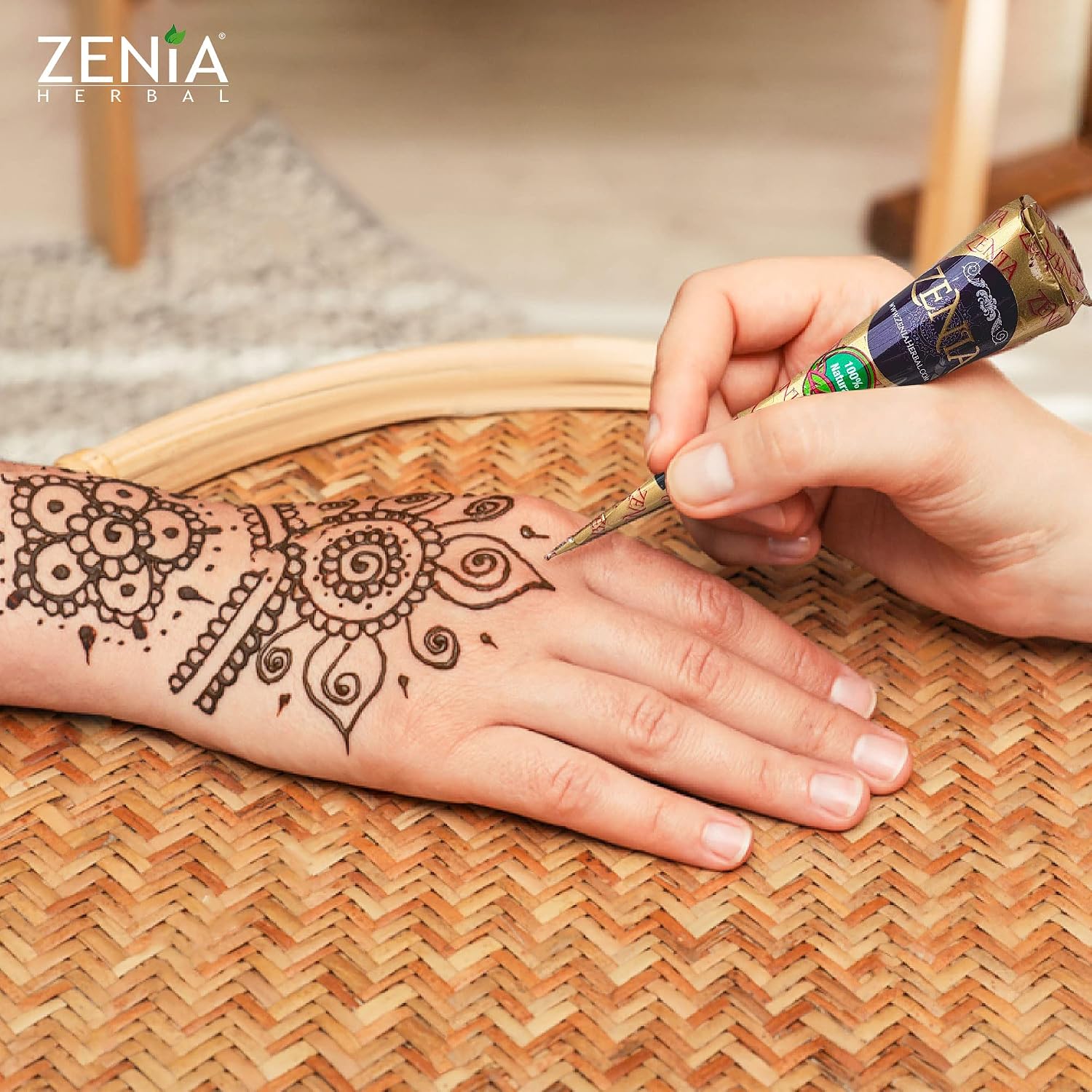 Zenia 100% Natural Temporary Tattoo Paste Cone | 1 Cone 25 Grams | Indian Body Art Painting Drawing Tattoos Freckles (Reddish-Brown Color)