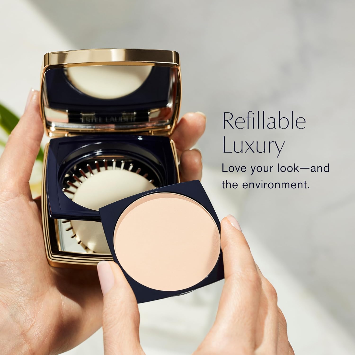 Estée Lauder Double Wear 12-Hour Stay-In-Place Matte Face Powder Foundation | Controls Oil & Shine, 0.39 Ounce