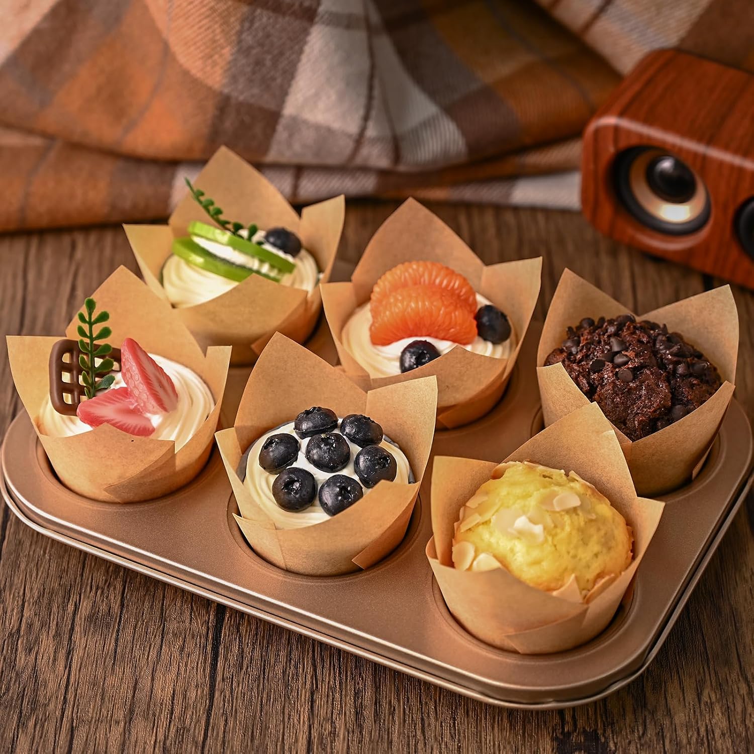 Neyimqr 120 Counts Natural Tulip Cupcake Liners For Baking Cups, Food Grade Parchment Paper Muffin Liners Holders, Standard Tulip Cupcake Liners, Greaseproof Cup Cake Wrappers For Party, Christmas