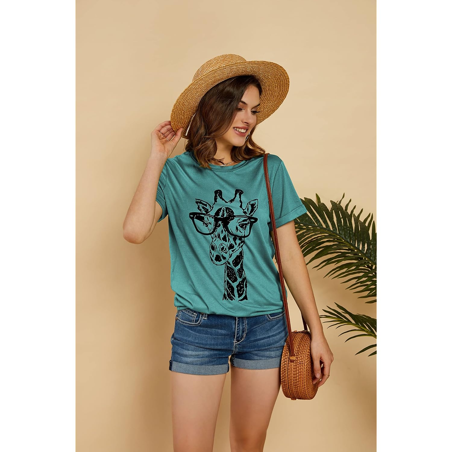 Womens Giraffe T Shirt Summer Funny Graphic Short Sleeve Crewneck Tees Casual Shirt Tops 1-lake Blue