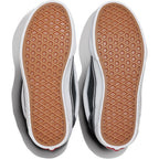 Vans Unisex-Adult Knu Skool Shoe - '90S Retro Puffy Low-Top Fashion Sneakers For Men & Women