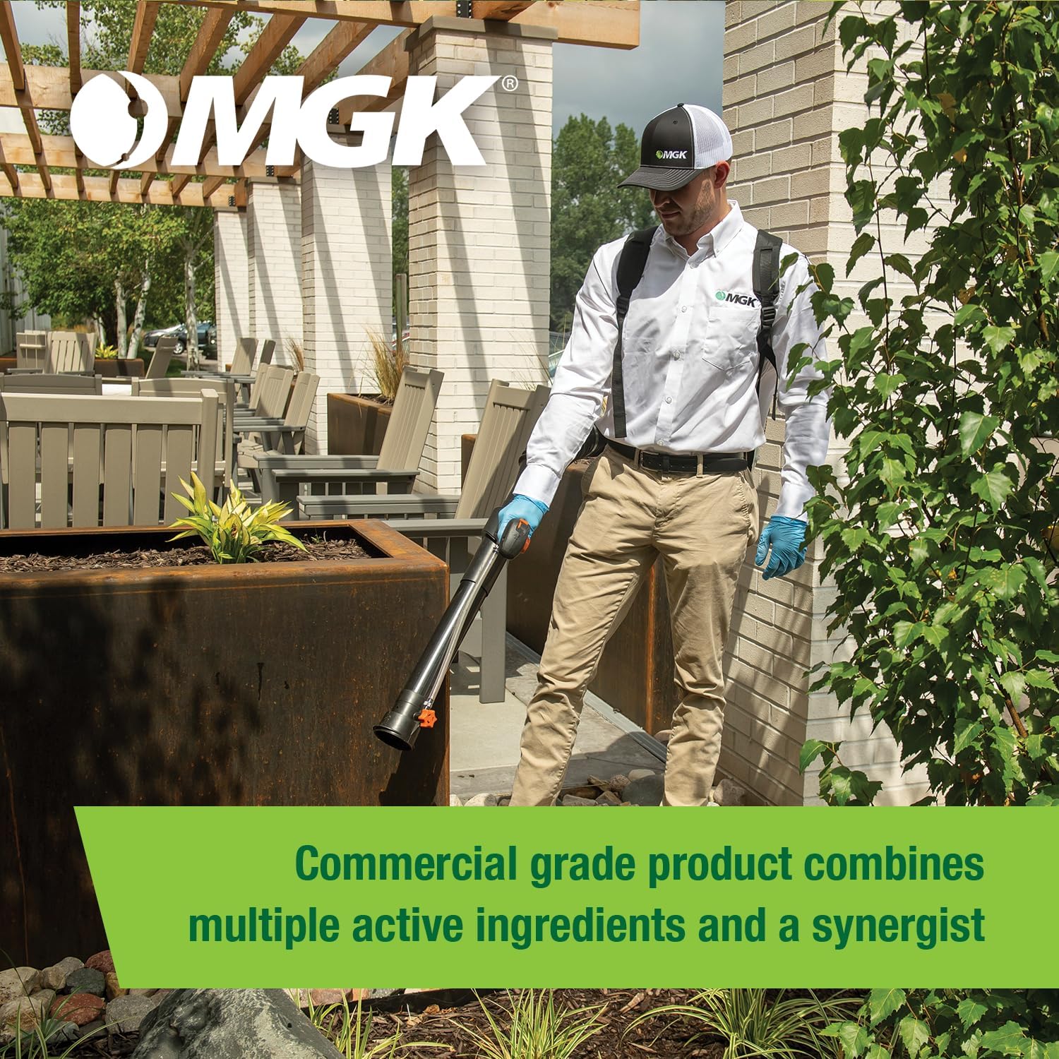 Mgk Onslaught Fastcap Spider And Scorpion Insecticide | Pint | Indoor/Outdoor Concentrate, Commercial Grade, Labeled For Many Pests, Quick Kill