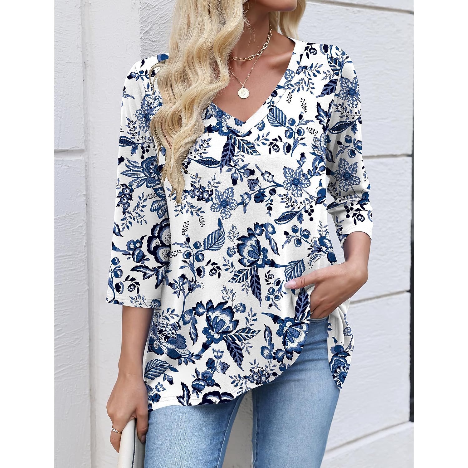 3/4 Length Sleeve Womens Tops V Neck Loose Fit Dressy Casual Blouse Flowy Shirts Plus Size Womens Clothing S-3XL