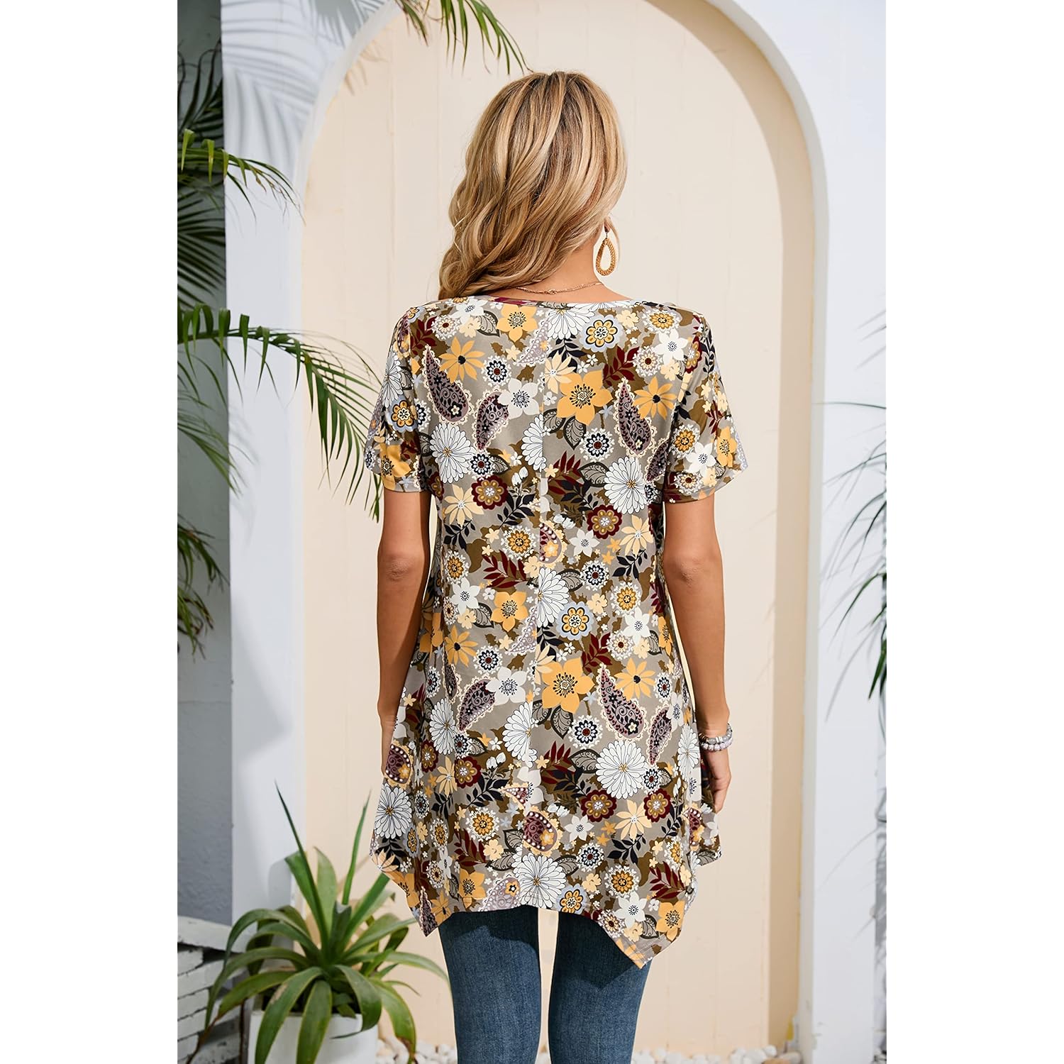 Tunic Tops for Women Plus Size Short Sleeve Top Loose Fit Dressy Casual Swing Summer Tunics Tops to Wear with Leggings