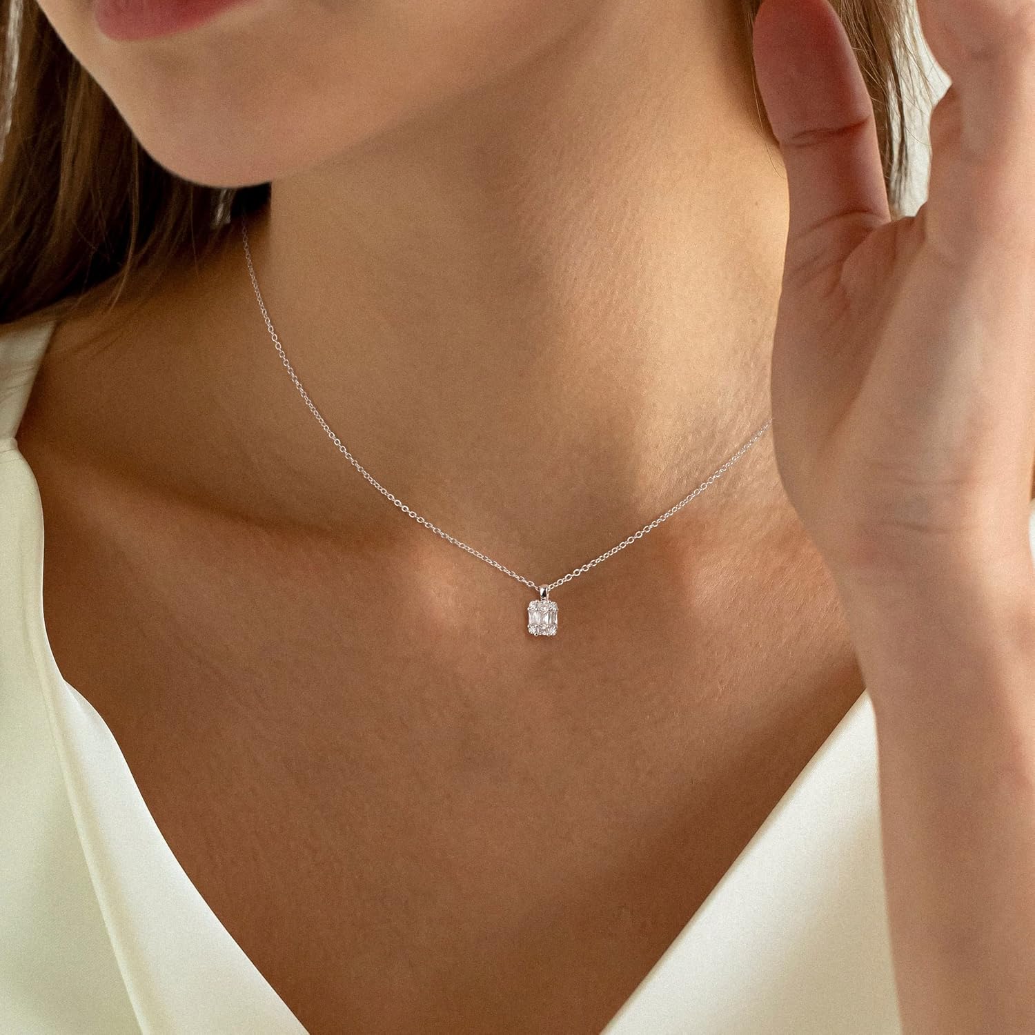 Tewiky Pendant Necklace for Women， Dainty 14k Gold Plated Chain Choker Necklaces Aesthetic Simple Necklace Jewelry Gifts for Women