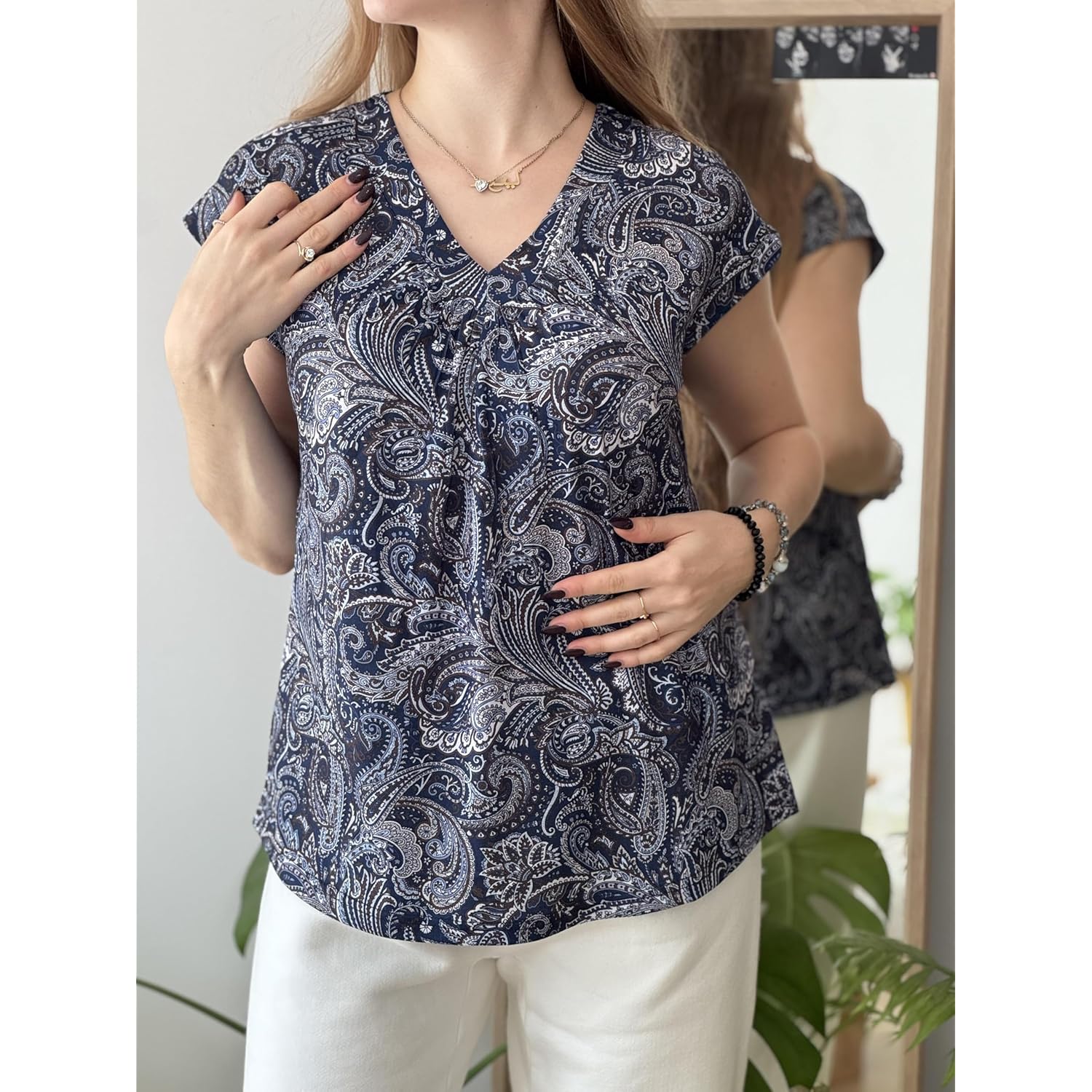 Womens Tops Short Sleeve V Neck Shirts Summer Dressy Casual Business Clothes Work Blouses Fashion Clothing Outfits