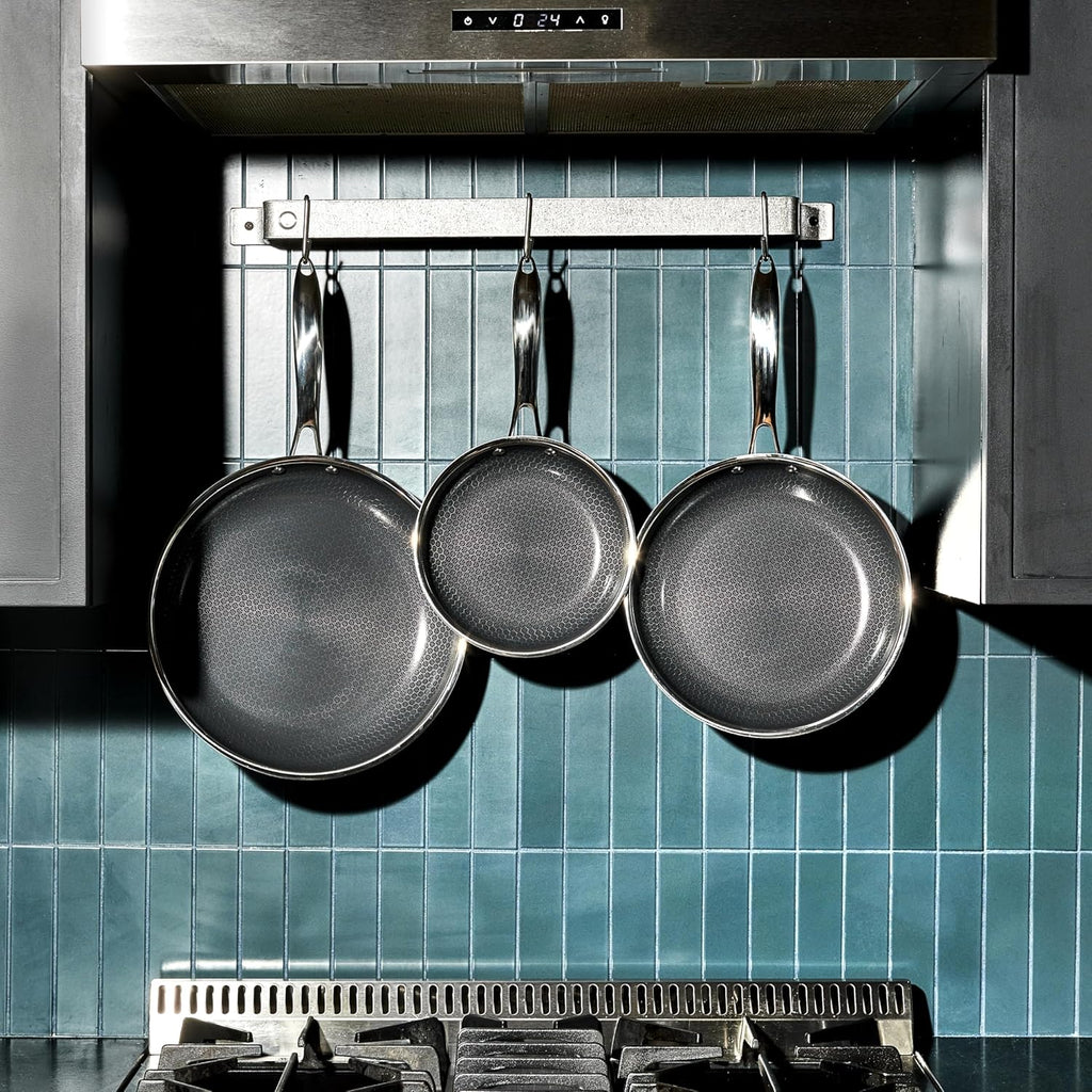 HexClad Hybrid Nonstick 6-Piece Frying Pan Set, 8, 10 and 12-Inch Frying Pans with Tempered Glass Lids, Stay-Cool Handles, Dishwasher and Oven Safe, Induction Ready, Compatible with All Cooktops