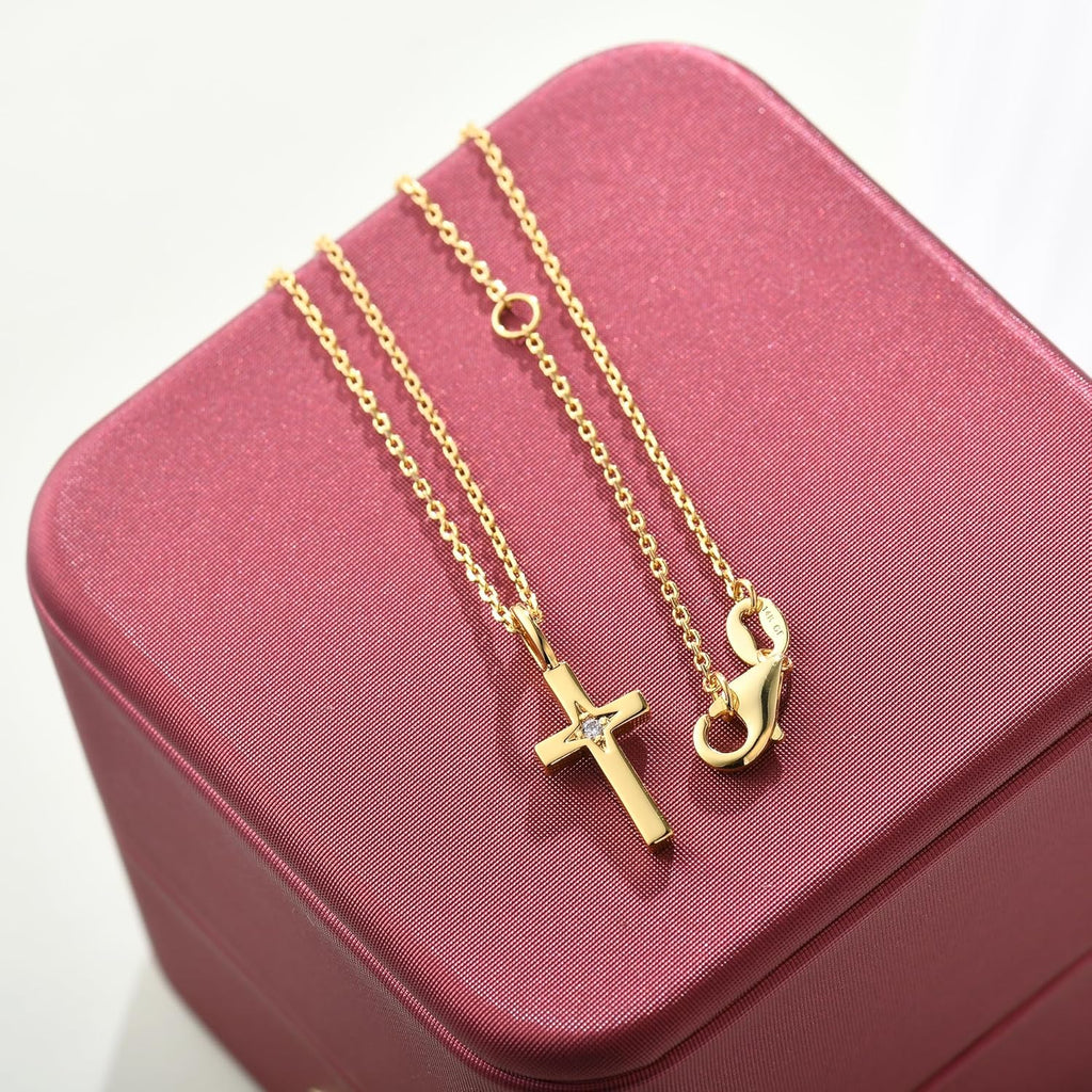 14K Gold Cross Necklace for Women, Dainty Cross Pendant with moissanite,Luxurious Christian Religious Fine Jewelry, Lightweight Dainty 14K Gold Chain Necklace for Women，Versatile for All Occasions