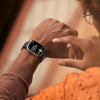 Apple Watch Series 8 [Gps, 41Mm] - Starlight Aluminum Case With Starlight Sport Band, S/M (Renewed)