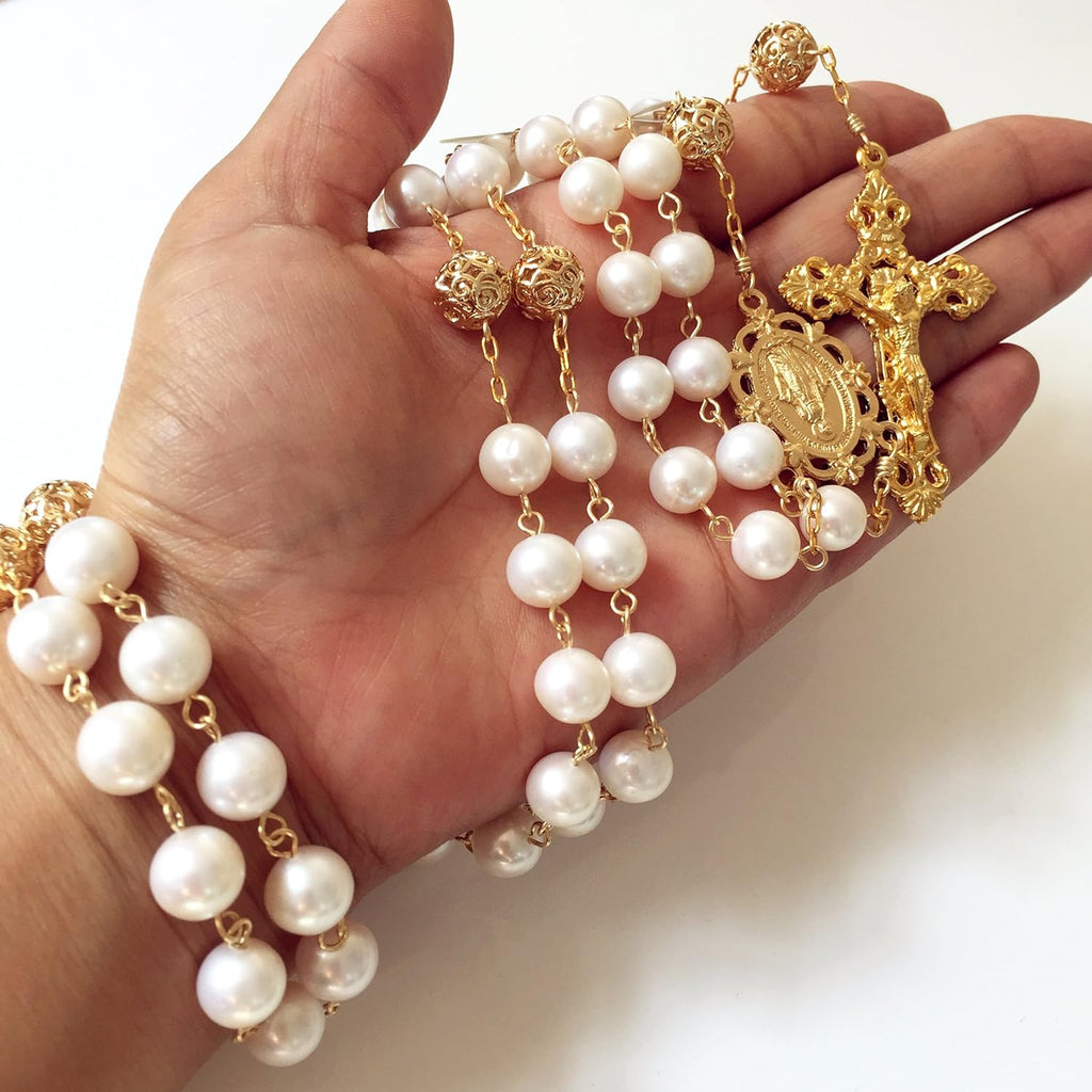 Elegangtmedical handmade White Real Pearl Rose Beads Catholic Rosary Gold Cross Necklace Supper Box