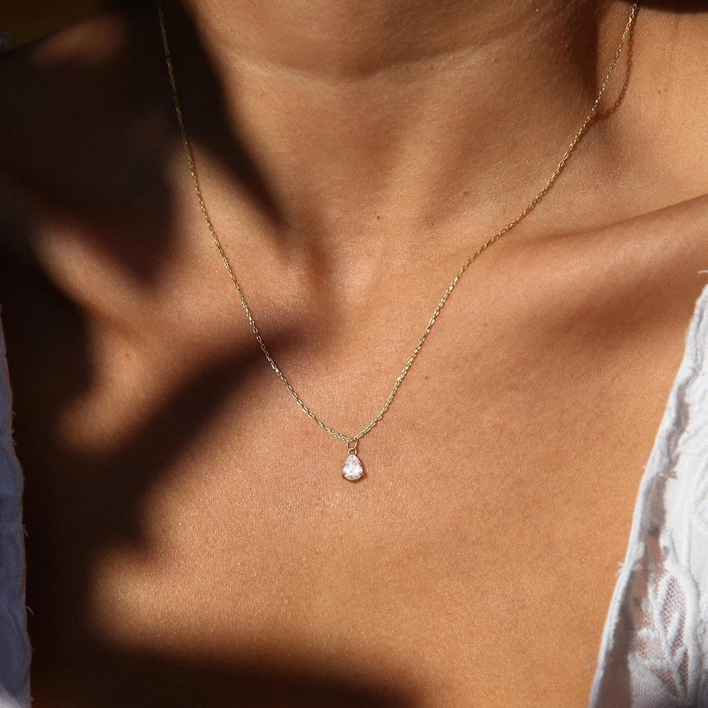 Kakonia Layered Gold Necklace for Women 14K Gold Plated Pendant Necklace Set Gold Necklace Satck Dainty Gold Chain Trendy Jewelry for Women