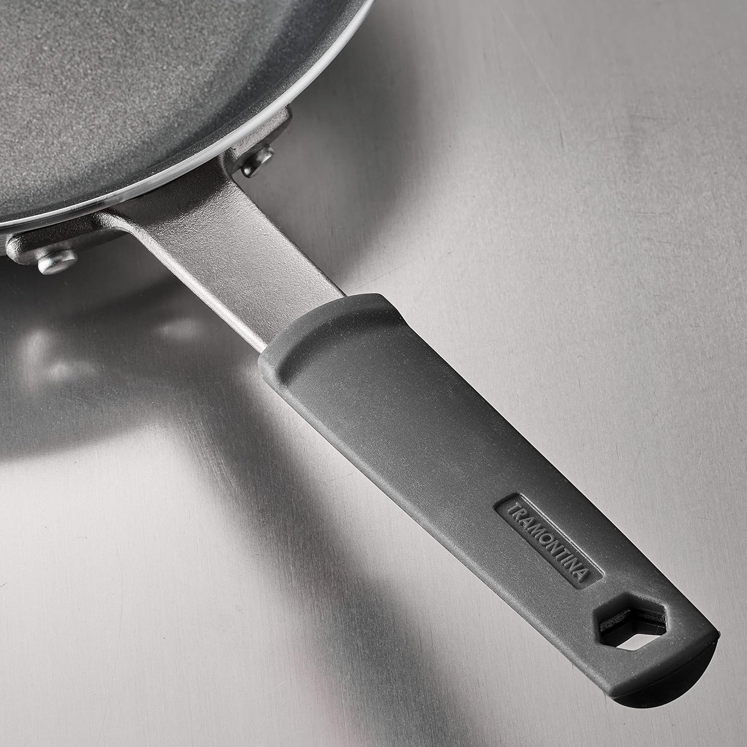 Tramontina Professional Fusion 10-Inch Non Stick Frying Pan, Heavy-Gauge Aluminum Skillet with Reinforced Nonstick Coating, Dishwasher and Oven Safe