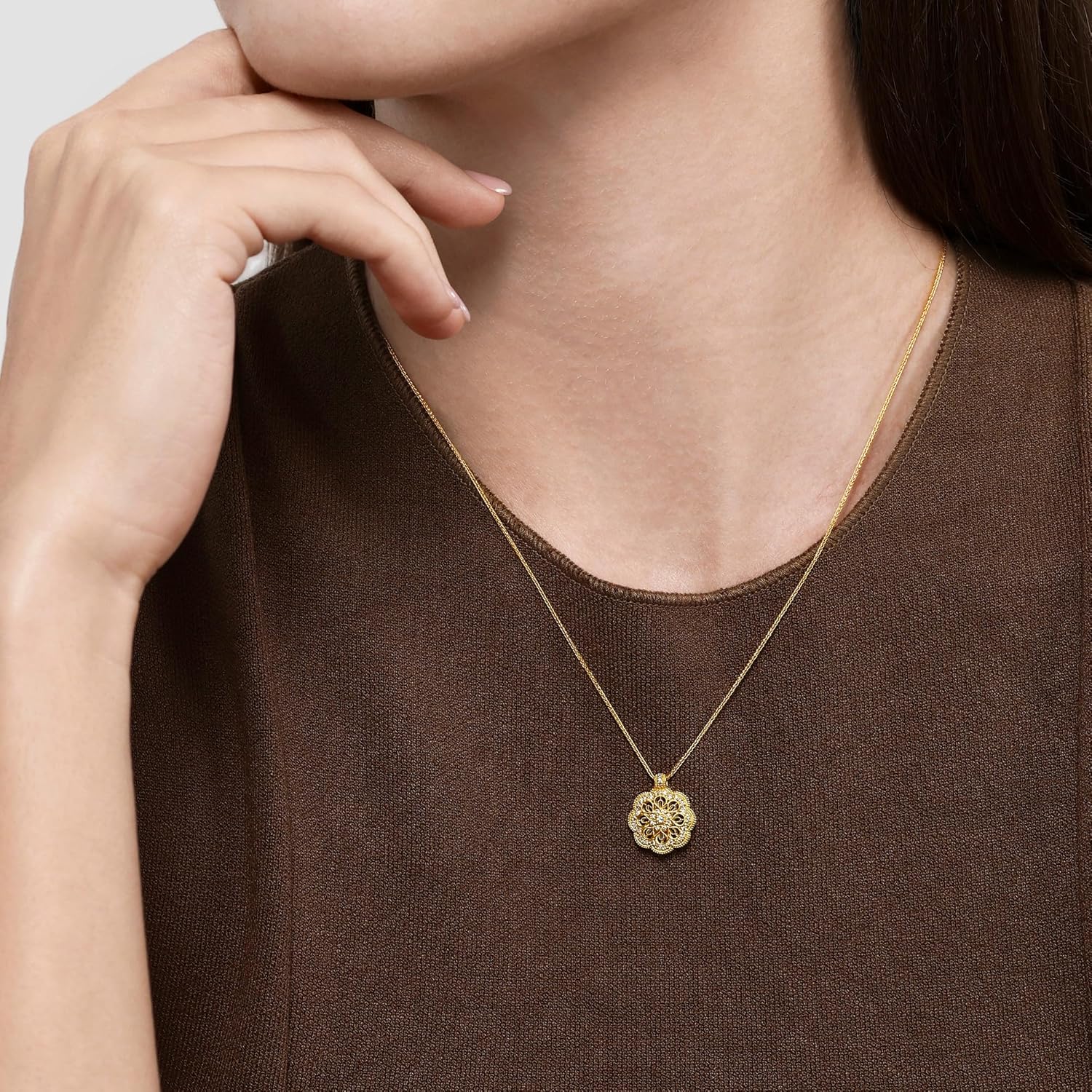 CHOW SANG SANG 999 24K Gold Diamond Cultural Blessings Buddhist Mandala Necklace for Women 47cm 95563N