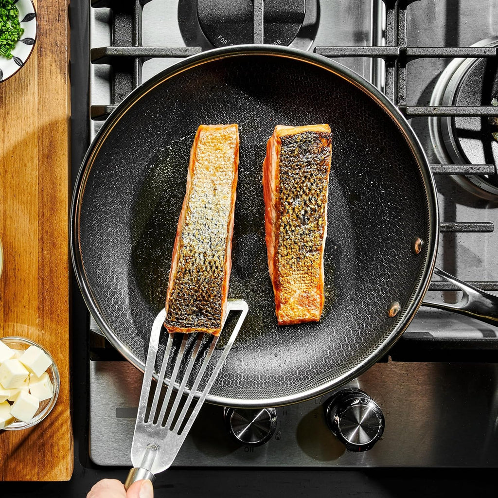 Hexclad 10 Inch Hybrid Nonstick Frying Pan With Lid, Stay-Cool Handle, Dishwasher And Oven Safe, Induction Ready, Frying Pan Skillet Compatible With All Cooktops