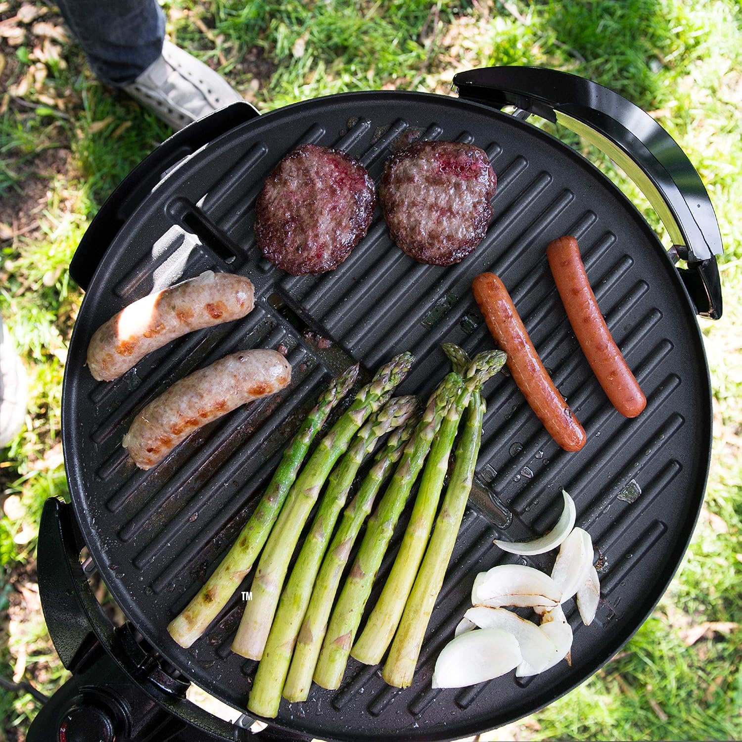 George Foreman Indoor/Outdoor Electric Patio Grill, Apartment Approved, 15-Serving, Removable Stand, Black